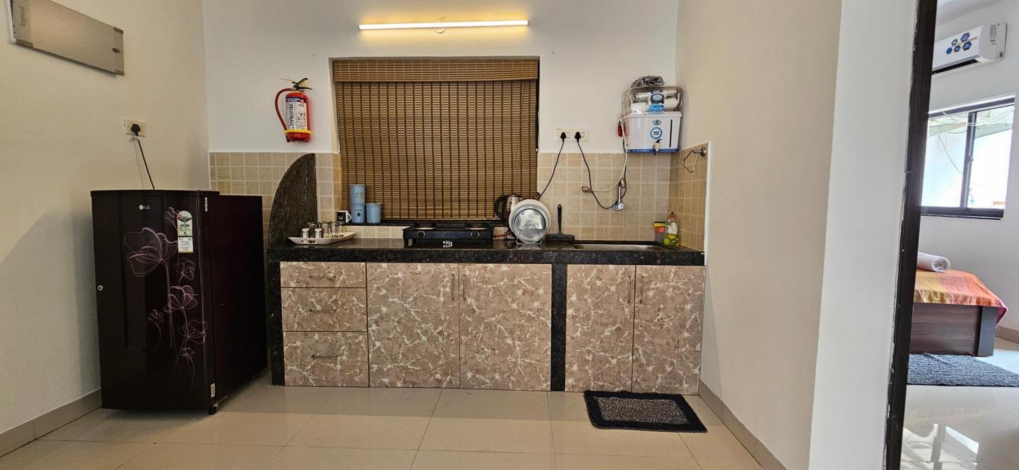 Amazing Pool View Candolim Goa 2Bhk Apartment Exterior photo